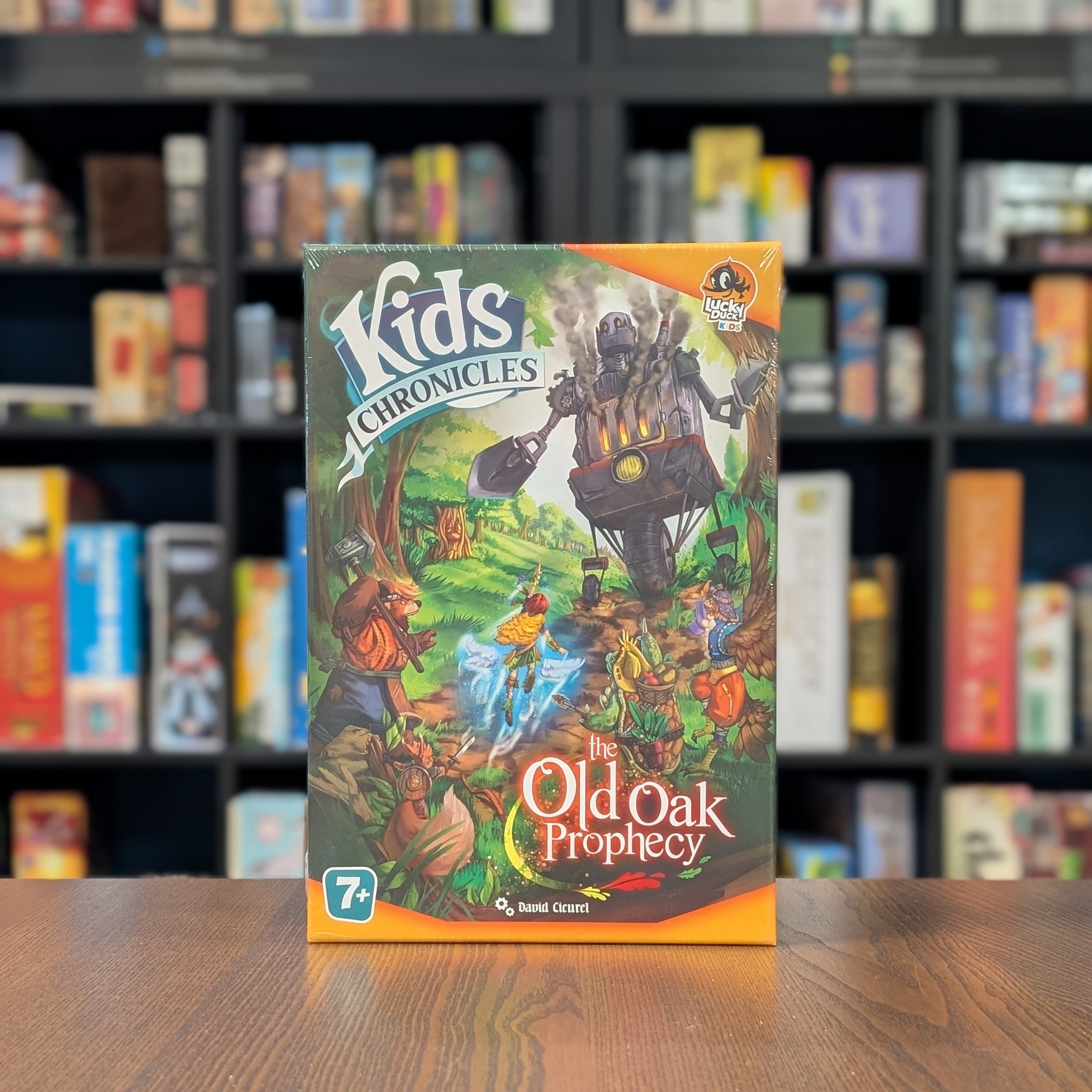 LUCKY DUCK GAMES – Kids Chronicles: La Profezia Della Vecchia Quercia – Gioco Da Tavolo Cooperativo Con App, Da 1 A 4 Giocatori, 7+ Anni